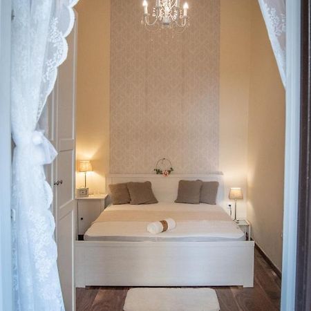 Broadway City Center, Fully Equipped, 4 Person Budapest Extérieur photo