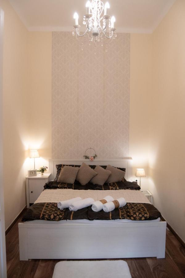 Broadway City Center, Fully Equipped, 4 Person Budapest Extérieur photo